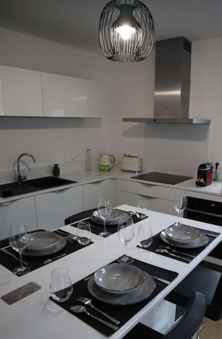 Appartement Superbe Duplex En Hypercentre *